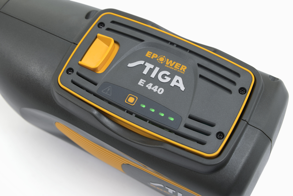 Stiga SBC 700 D AE Brushcutter - Image 4